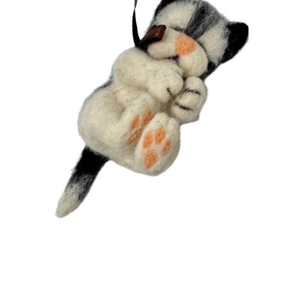 Mini Needle Felted Black & White Kitty Cat 4" Tall Novelty Trinket Doll - Picture 3 of 5
